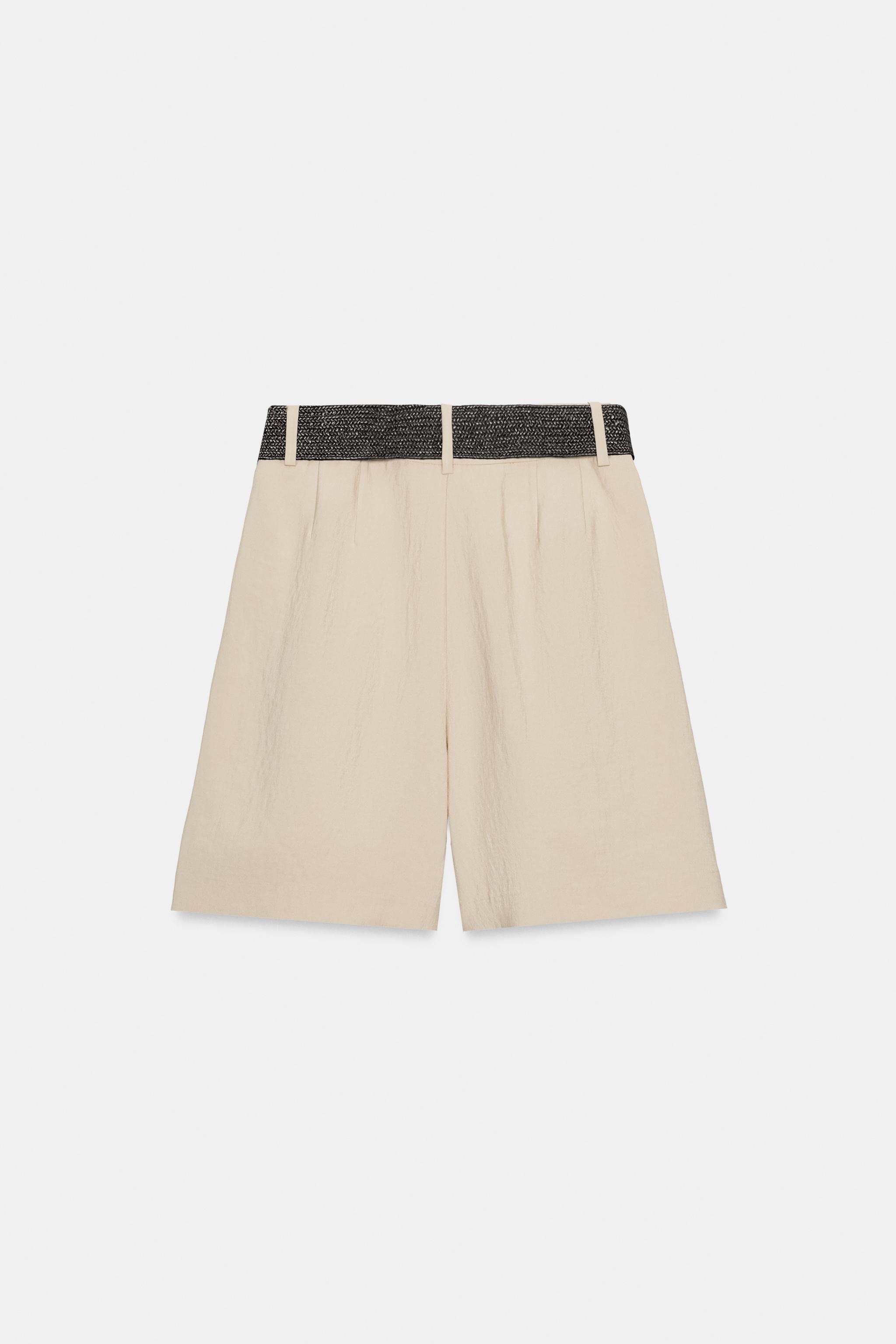 PLEATED BELTED SHORTS